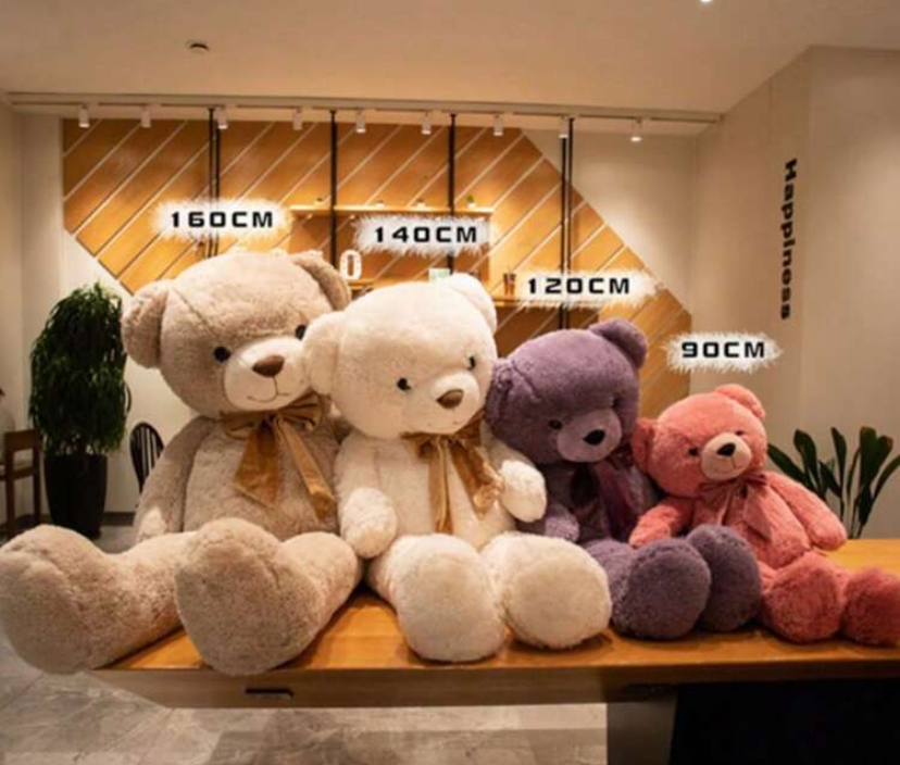 Classic Plush Teddy Bear — 90/120/140/160cm Sizes